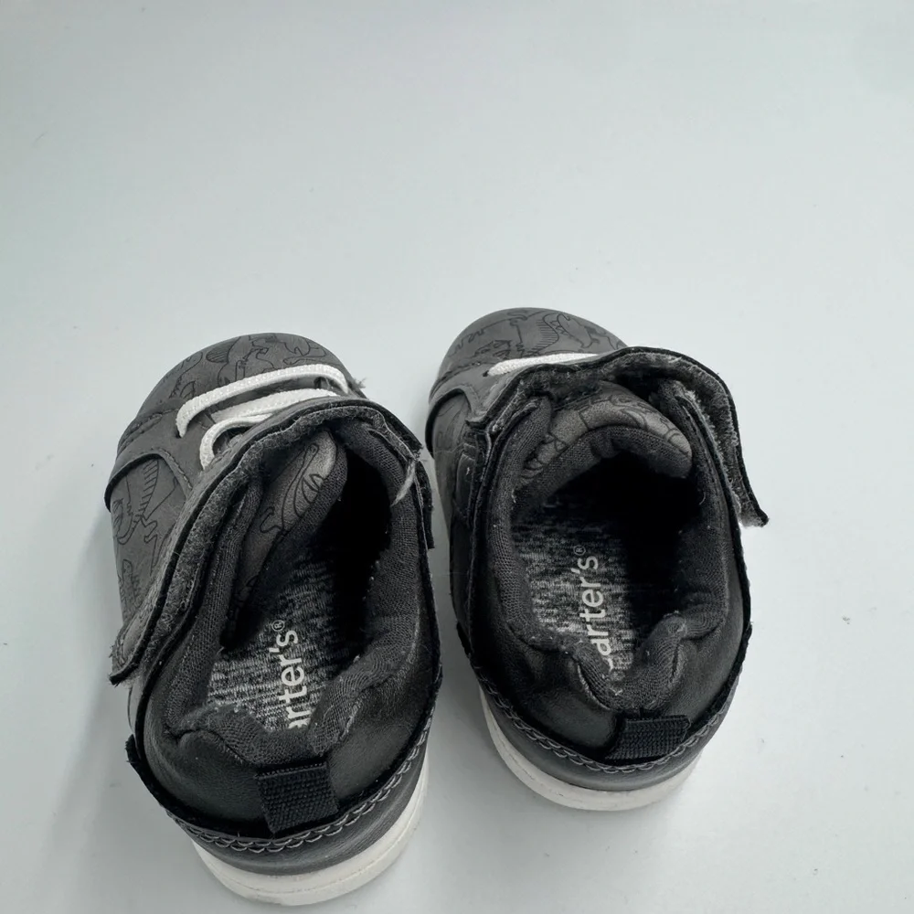 Carter's Toddler Boys Size 3M Dark Gray Dinosaur Print Baby Shoes Sneakers Walk